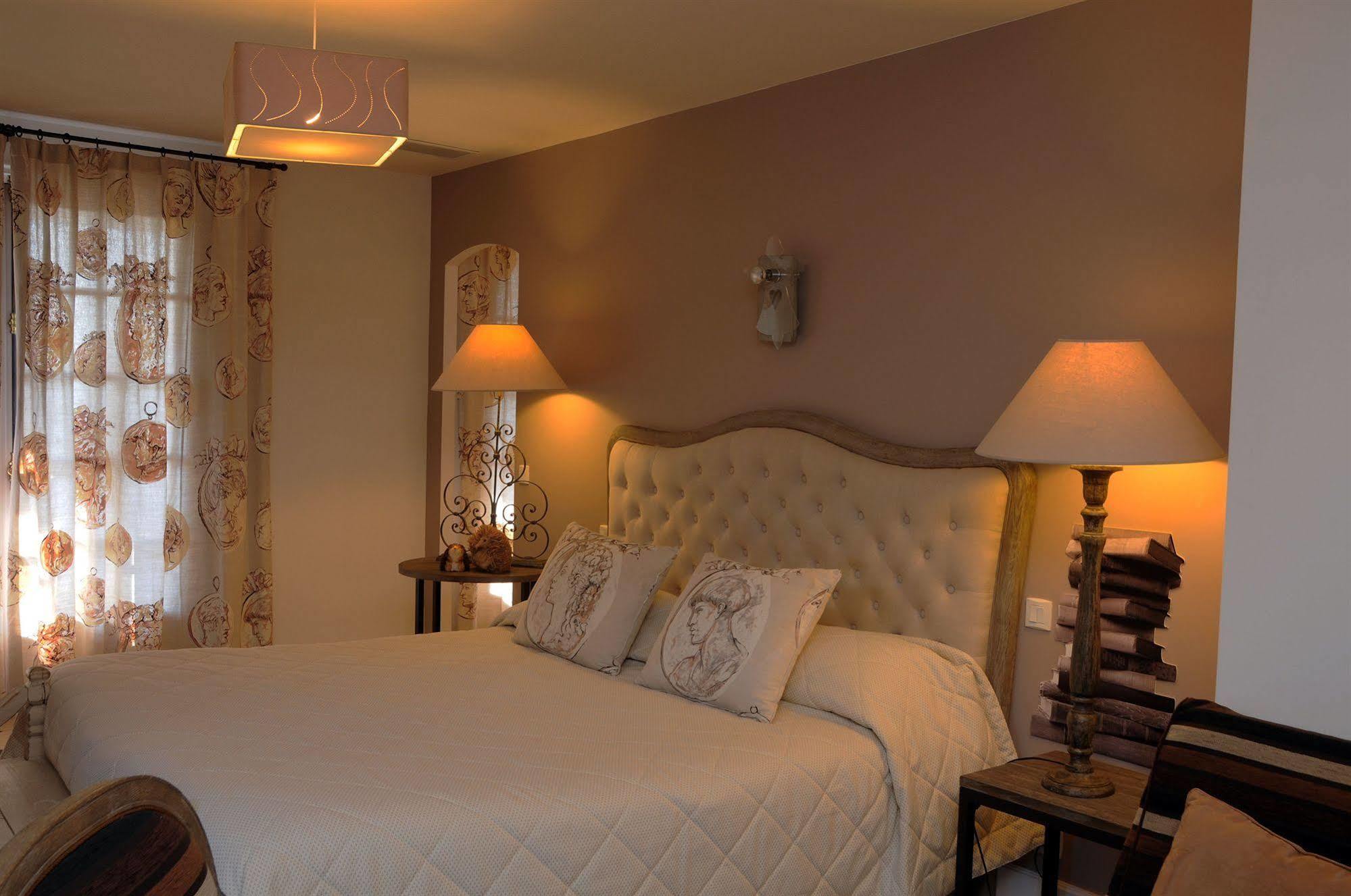 Hotel Du Clos Le Rouret Ngoại thất bức ảnh