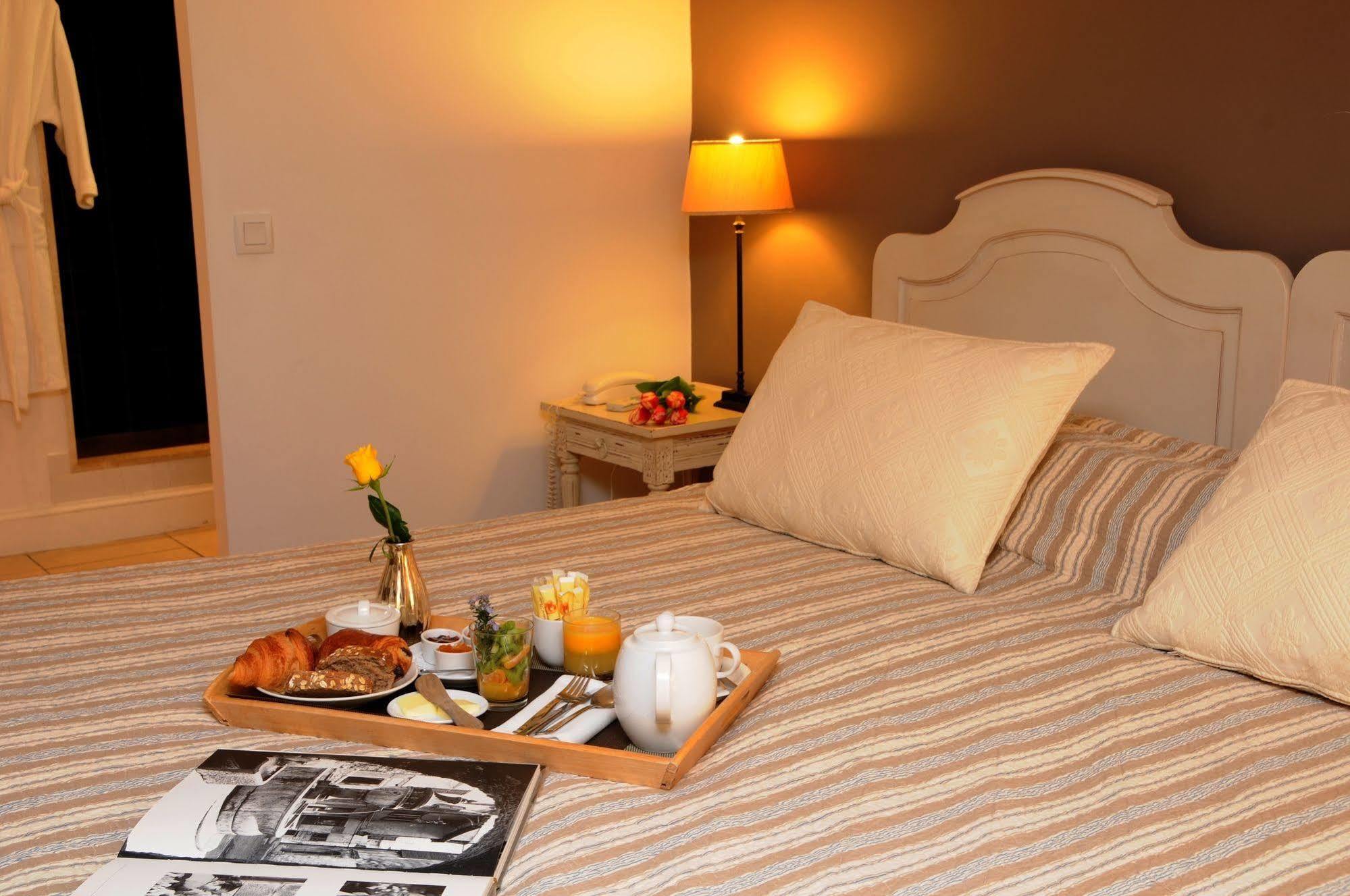 Hotel Du Clos Le Rouret Ngoại thất bức ảnh